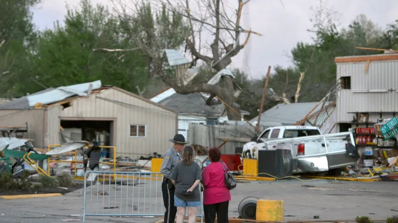 Jih a střed USA zasáhla silná tornáda