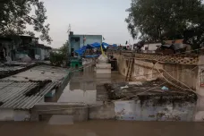 Monzunové deště zabily za několik dní v Indii nejméně 66 lidí