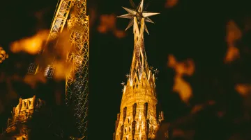 Bazilice Sagrada Família odhalili zatím nejvyšší věž
