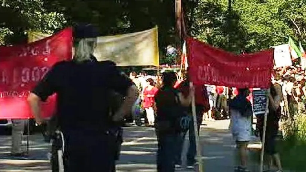 Demonstrace na podporu íránské opozice