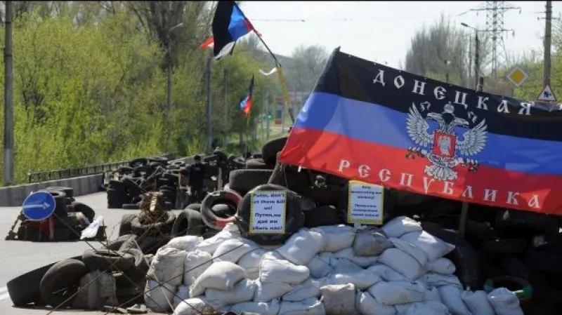 Karas: Někdo ostřeloval ukrajinské letadlo nad Slavjanskem