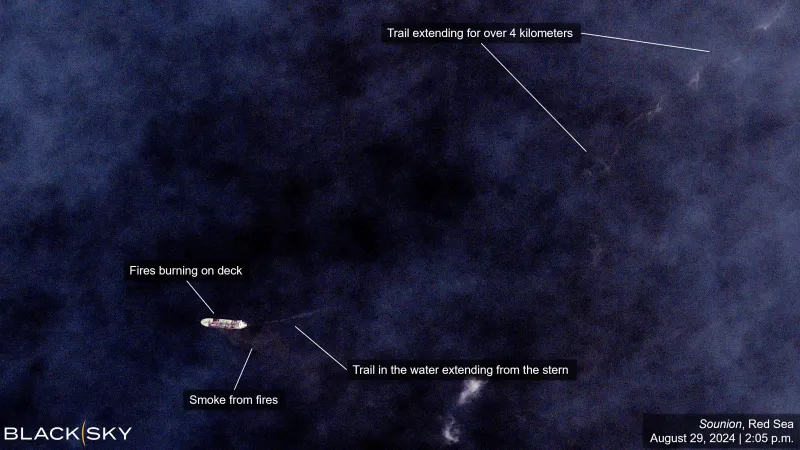 Satelitní snímek tankeru Sounion