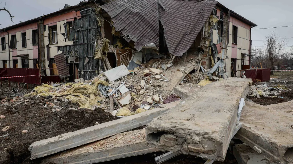 Nemocnice v Selydove v Doněcké oblasti zničená ruským útokem