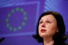 Změny v polském soudnictví nesplňují očekávání Evropské komise, řekla Jourová