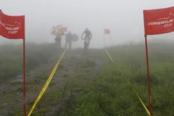 Extrémní Adrenalin Cup se jel za deště i vichřice
