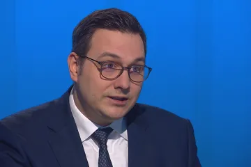 Svět se stále více dělí do bloků a deglobalizuje se, soudí Lipavský