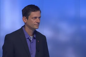  Amerikanista Kozák: Hrozí, že teď všichni budou řešit  impeachment a na reálné problémy nezbyde čas