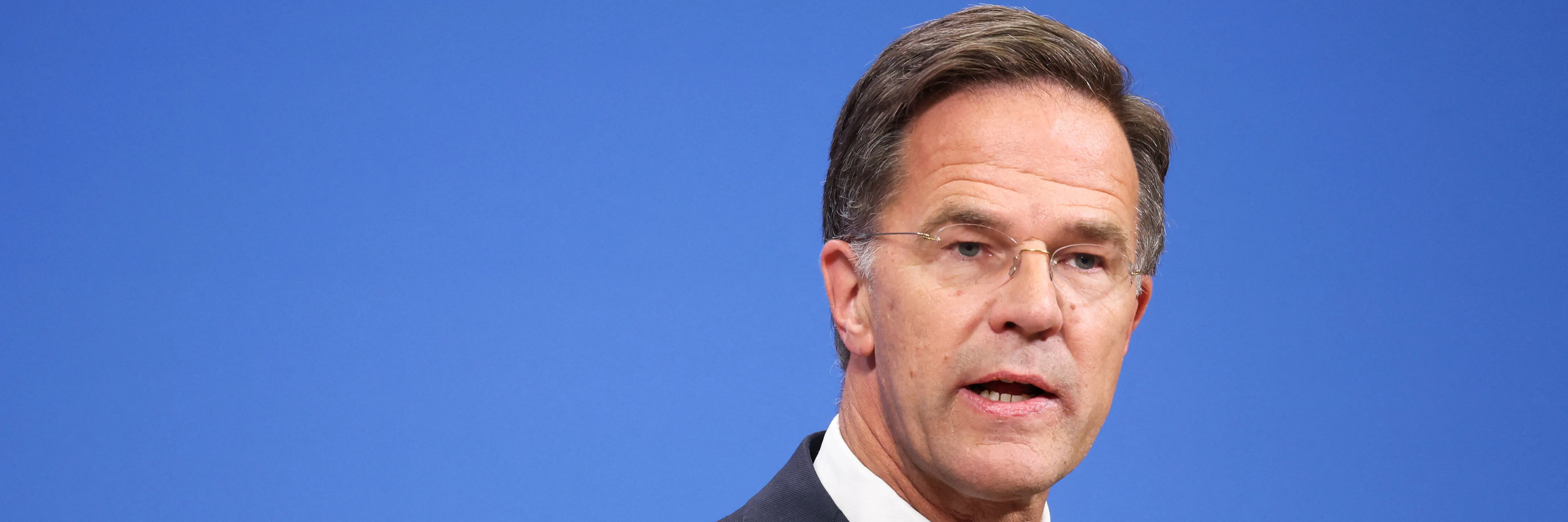 NATO předstihlo Rusko ve výrobě munice, řekl Rutte