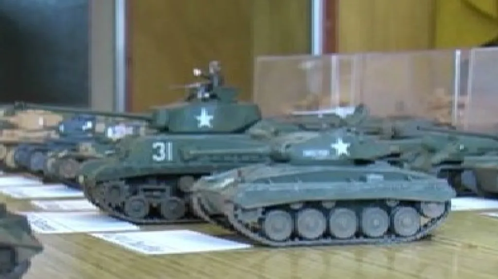 Modely tanků na výstavě v Uherském Brodě