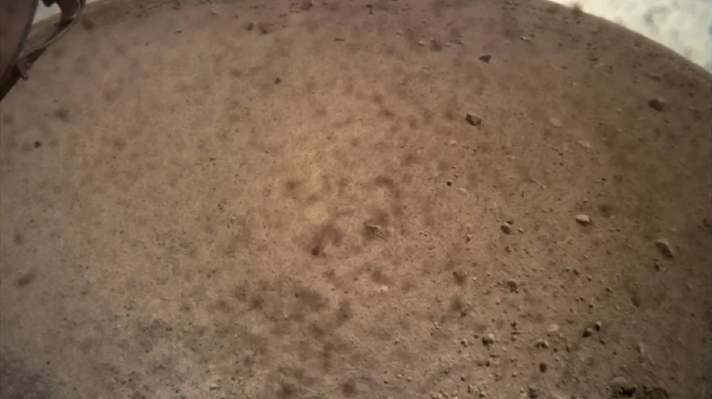 InSight na Marsu