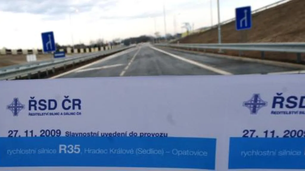 Otevření nové křižovatky u Opatovic
