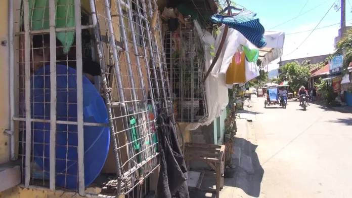 Vystěhovávání z chudinských čtvrtí na Filipínách