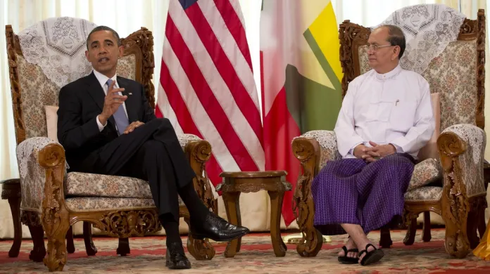 Barack Obama se setkal s barmským prezidentem Seinem