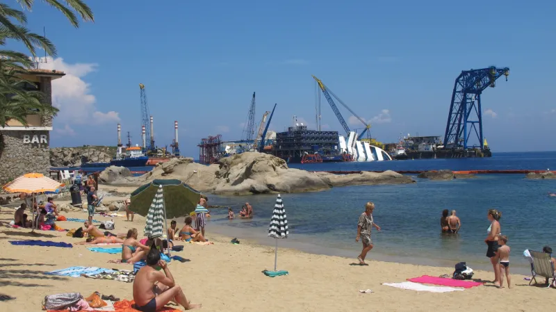 Vrak lodi Costa Concordia