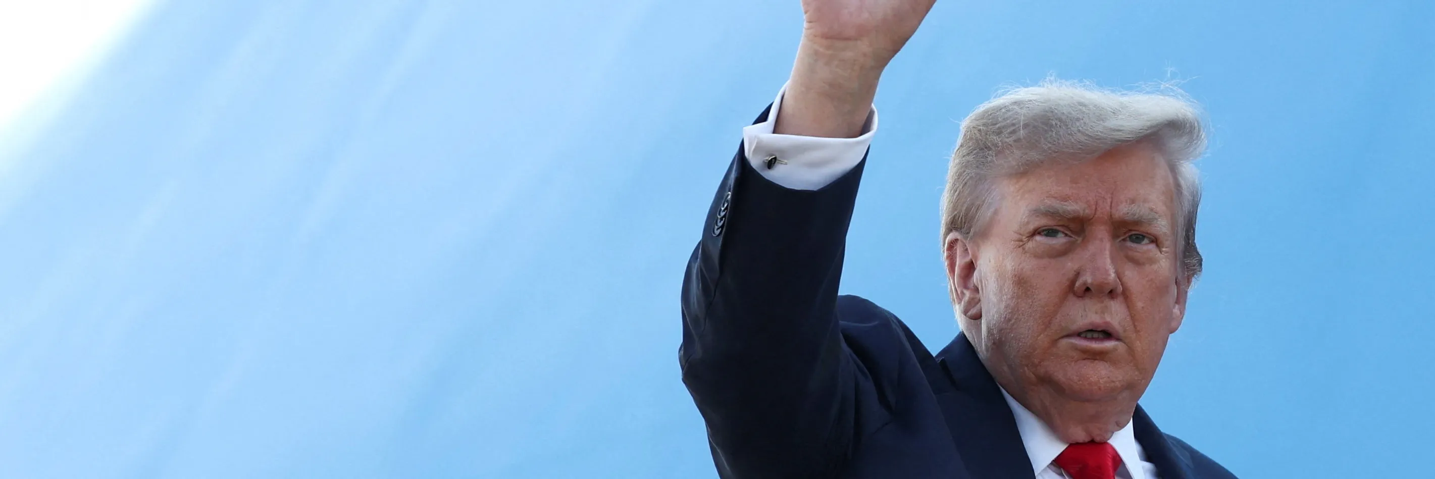 Něco z toho vzejde, řekl Trump během letu na Aljašku