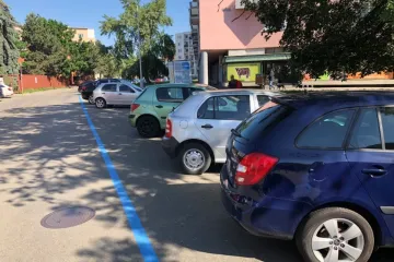 Rezidentní parkování se rozšířilo do ulic Starého Brna. Místní upozorňují na nedostatky
