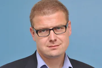 Na prvním zasedání vlády