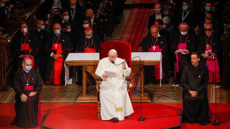 Papež František v katedrále svatého Martina