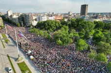 V Srbsku se kvůli nedávným střelbám demonstrovalo proti vládě