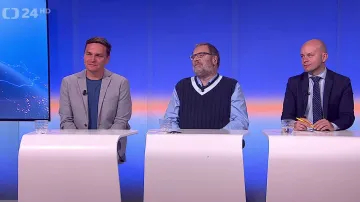 90′ ČT24 | 90′ ČT24 | 804