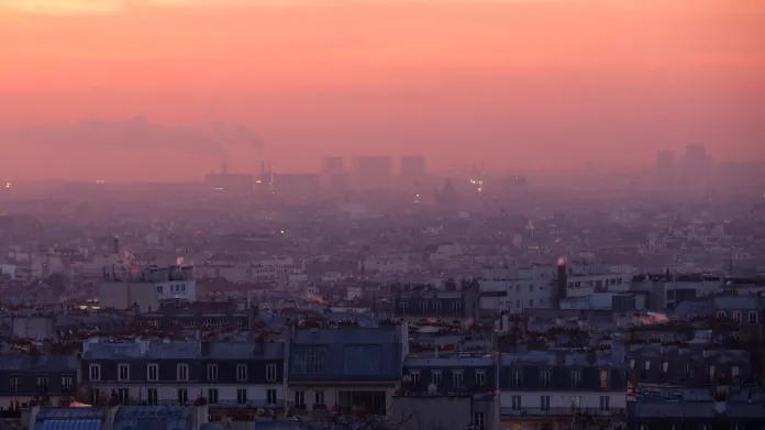 Smog v Paříži