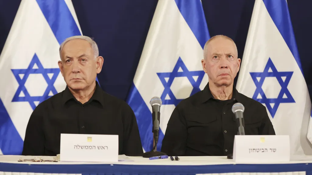 Izraelský premiér Benjamin Netanjahu a ministr obrany Jo'av Galant