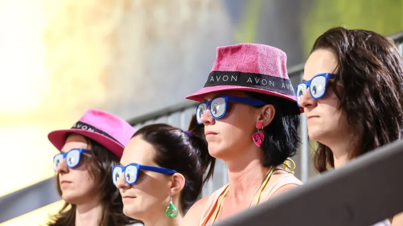 Vše pozorně sledujeme...