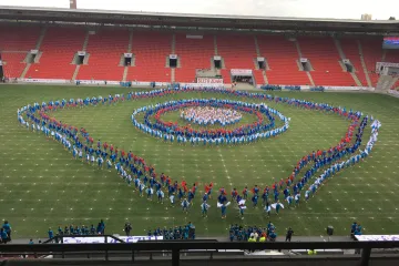 Slet vrcholí, začala hromadná cvičení. Zapojí se i ti, kteří jsou v Sokole od první republiky