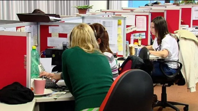 Průměrná mzda je vyšší o tři stovky