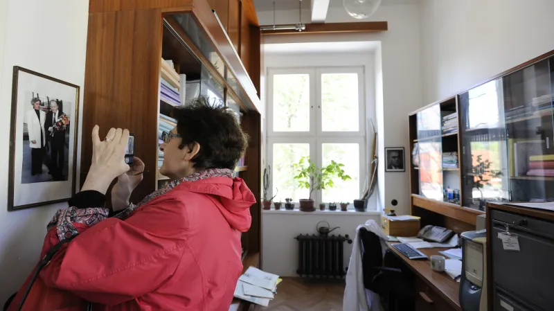 Zrekonstruovaná pracovna profesora Antonína Holého se poprvé otevřela veřejnosti