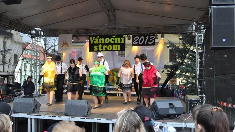 Program při rozsvícení vánočního stromu v Lounech