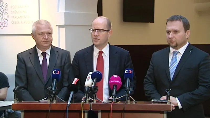 Jaroslav Faltýnek (ANO), Bohuslav Sobotka (ČSSD) a Marian Jurečka (KDU-ČSL)