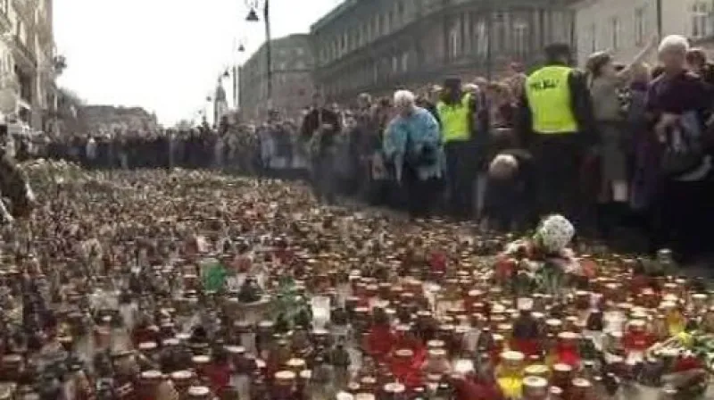 Polsko ochromeno smutkem