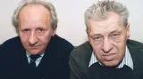 Vynálezci Semtexu Stanislav Brebera a Radim Fukátko - snímek z roku 1993