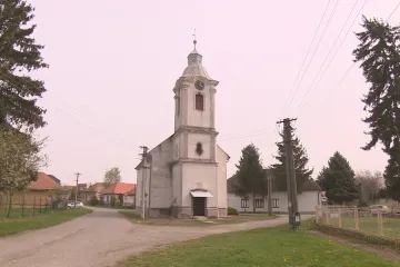 Pár set obyvatel jako celé Slovensko. Malá obec skoro přesně odrazila výsledky prvního kola