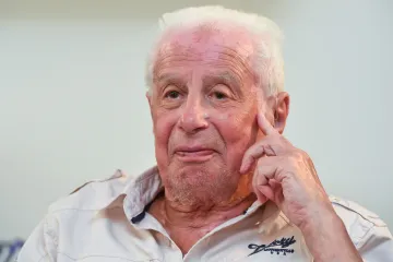 Zemřel Viktor Fajnberg, jeden z osmi statečných z Rudého náměstí 