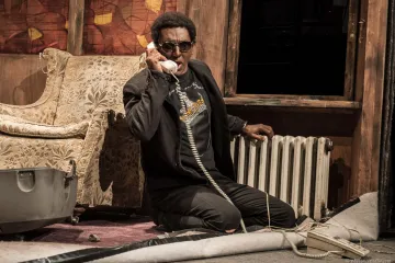 Činoherní klub stáhl hru Ujetá ruka, nesvede naplnit požadavek na černošského herce