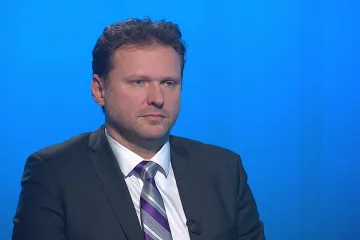 Projev nového prezidenta byl smířlivý, ale premiér opět otevřel rány, řekl místopředseda ANO Vondráček