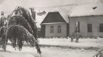 „Dne 9. května mráz -2°C, po tři dni padal sníh a polámal množství větví...,“ píše se v kronice Bystřice pod Hostýnem