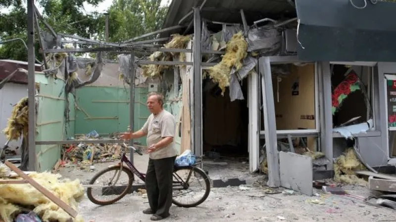 Lidé z Doněcku se připravují na obléhání