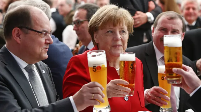 Kancléřka Merkelová na oslavách výročí pivovářečné normy