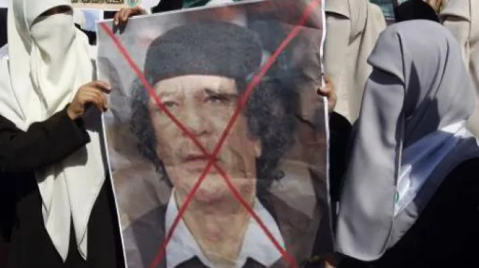 Kaddáfí zůstává v Tripolisu