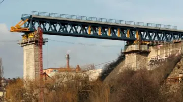 Výstavba mostu ve Znojmě
