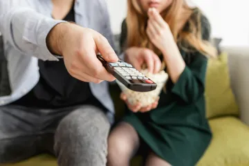 Jak je to s poplatky za televizi a rozhlas?