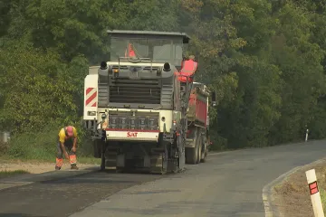 Středočeský kraj vypověděl staré smlouvy na údržbu části silnic. Předpokládá stamilionové úspory