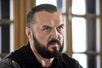 Policisté zadrželi podnikatele Jana Kočku a další dva lidi. Jsou podezřelí z násilné trestné činnosti