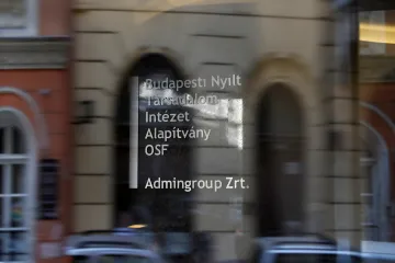 Sorosova nadace se definitivně přestěhuje do Berlína. Kvůli zpřísnění sporného návrhu zákona