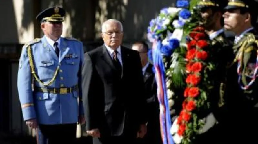 Václav Klaus při pietním aktu