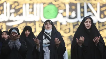 Íránské ženy se v Teheránu modlí za příchod deště