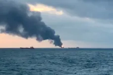V Kerčském průlivu vybuchl tanker, zemřelo nejméně čtrnáct námořníků
